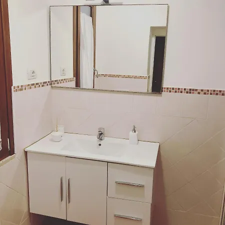 The Romantic House Apartment