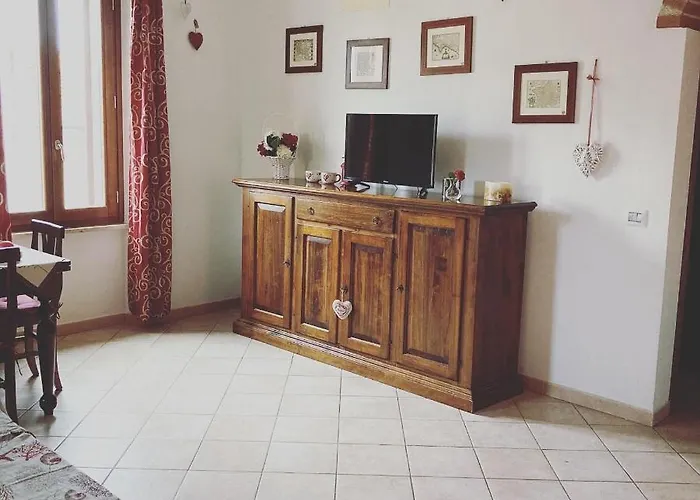 The Romantic House *